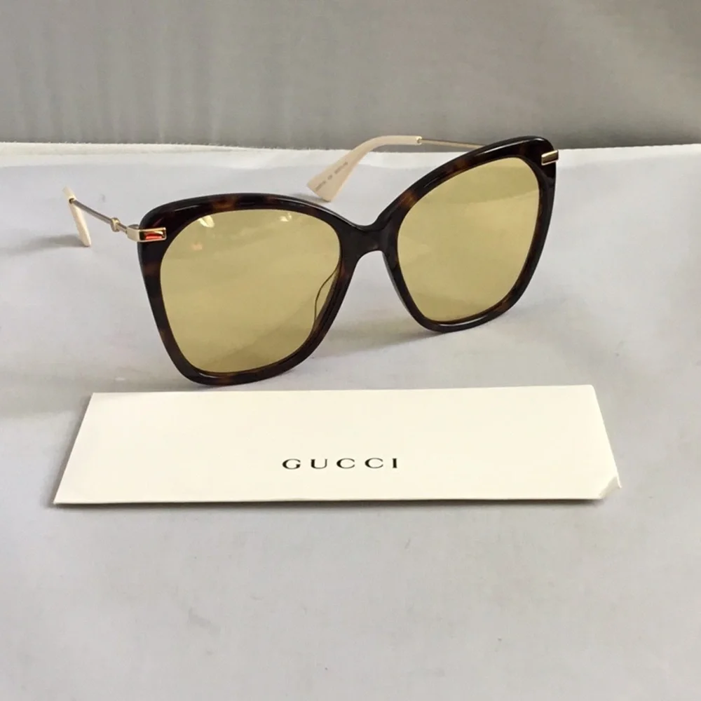 GUCCI SUNGLASSES LADIES. - Picture 8 of 8